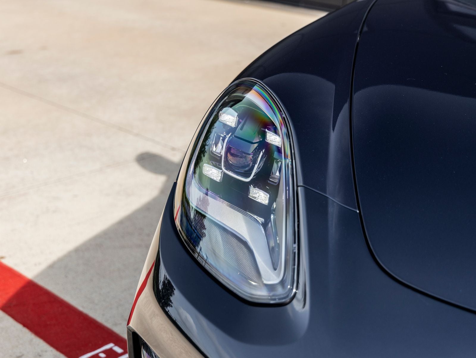 2023 Porsche Panamera 4 Platinum Edition
