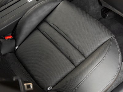 2023 Porsche Panamera 4 Platinum Edition