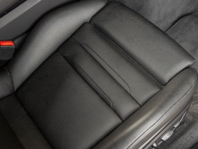 2023 Porsche Panamera 4 Platinum Edition