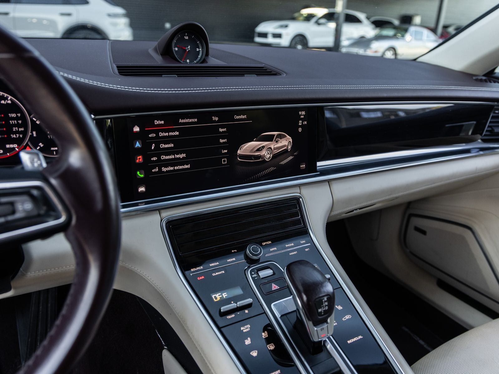 2022 Porsche Panamera 4