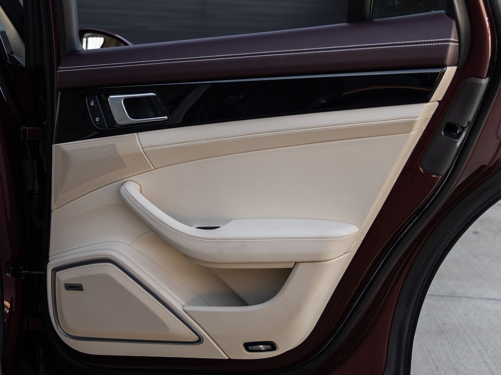 2022 Porsche Panamera 4