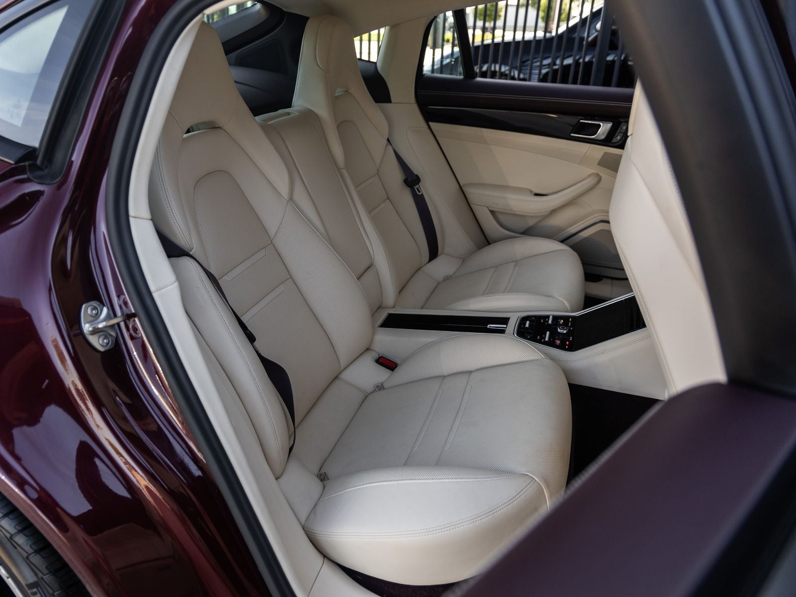 2022 Porsche Panamera 4