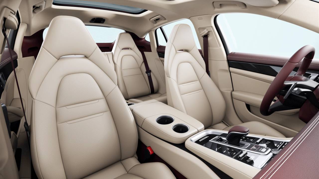 2022 Porsche Panamera 4