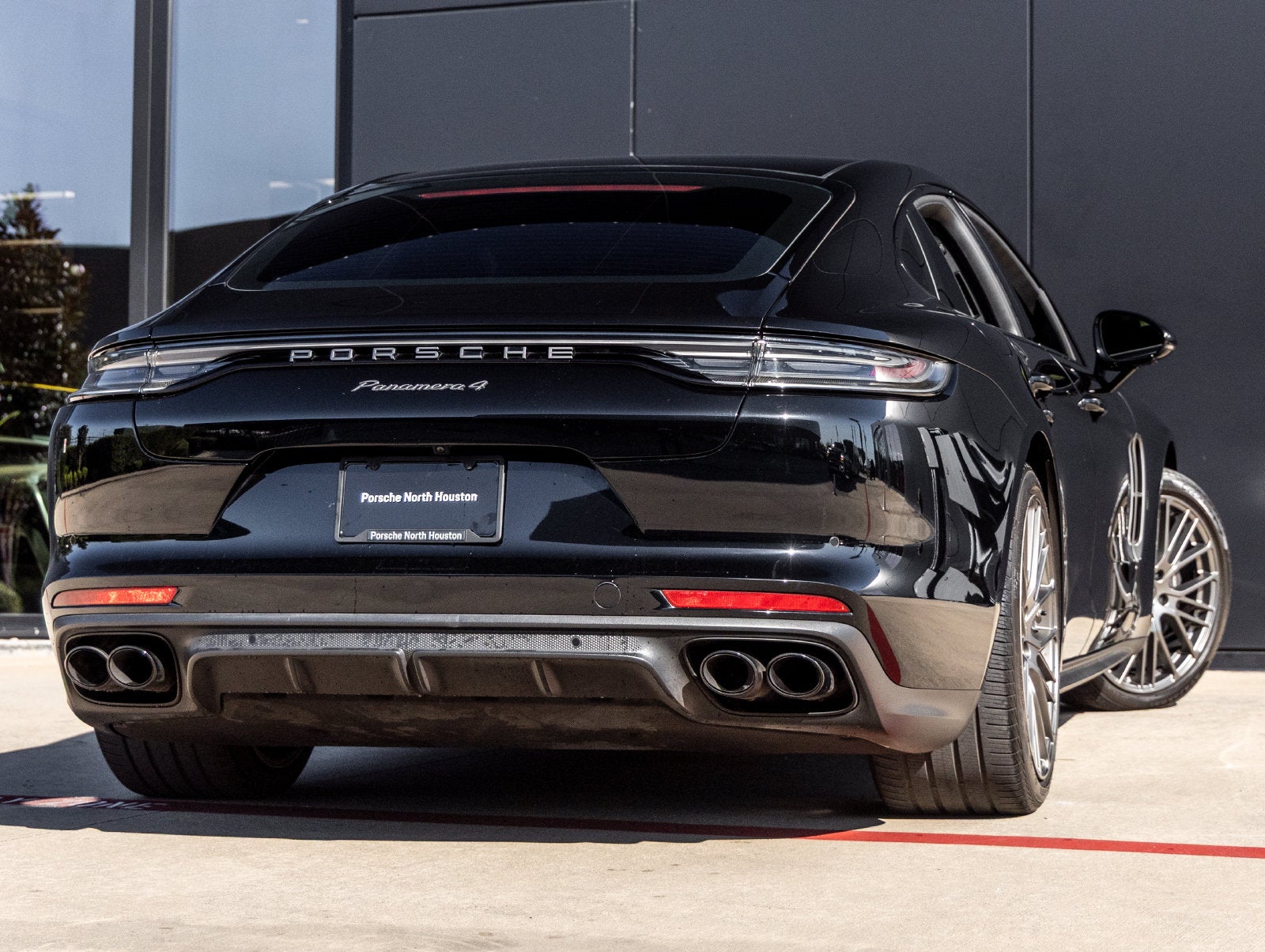 2023 Porsche Panamera Panamera 4 Platinum Edition