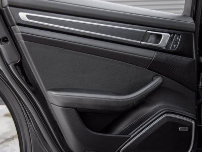 2023 Porsche Panamera Panamera 4 Platinum Edition
