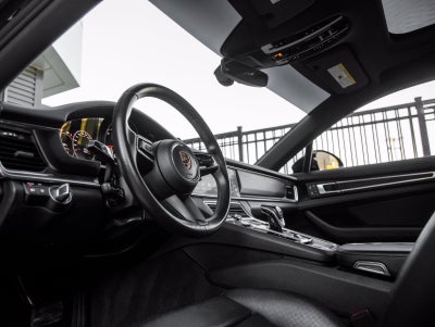 2023 Porsche Panamera Panamera 4 Platinum Edition