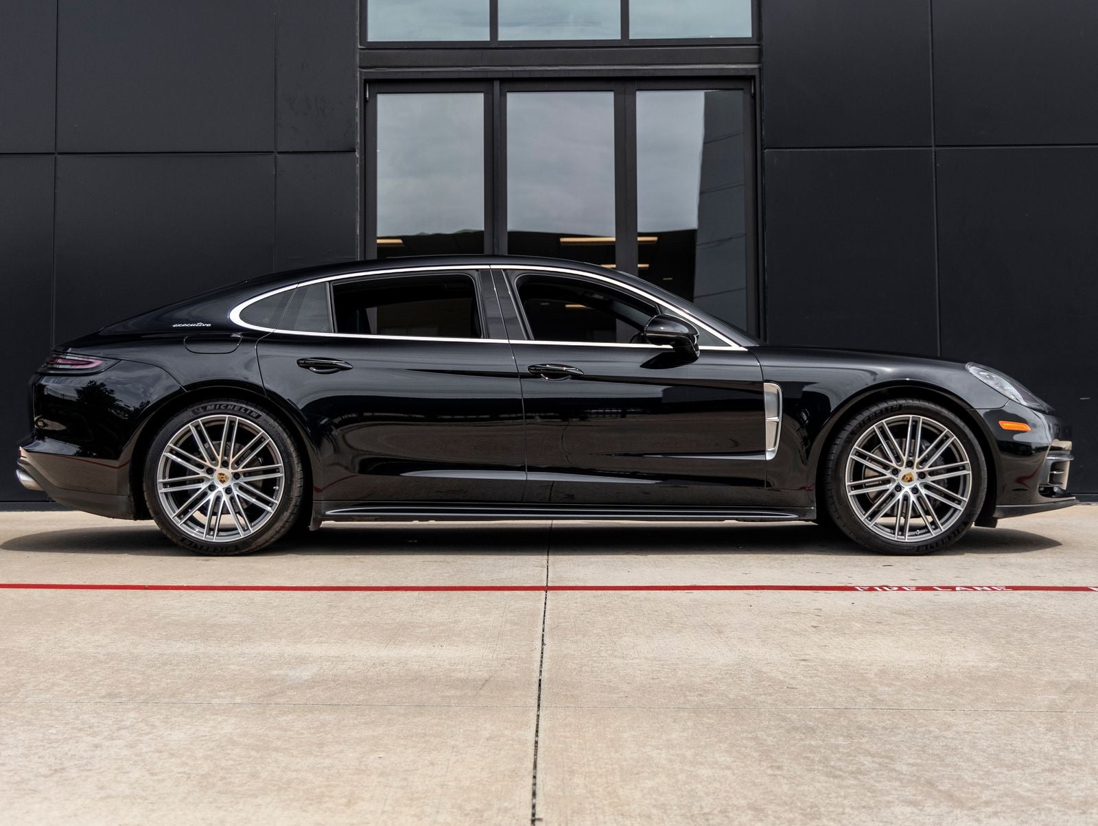 2020 Porsche Panamera Panamera 4S Executive