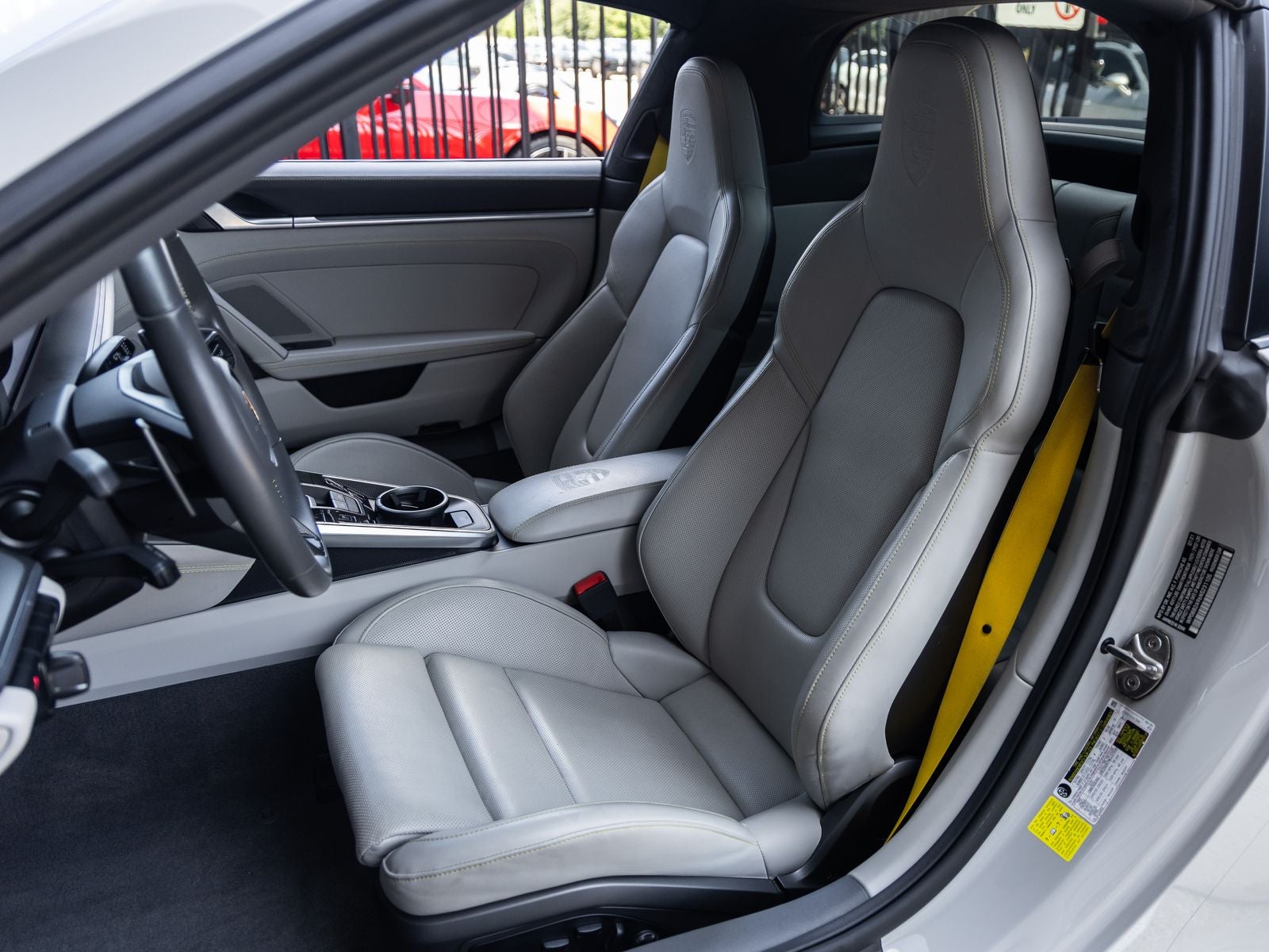 2022 Porsche 911 Targa 4S