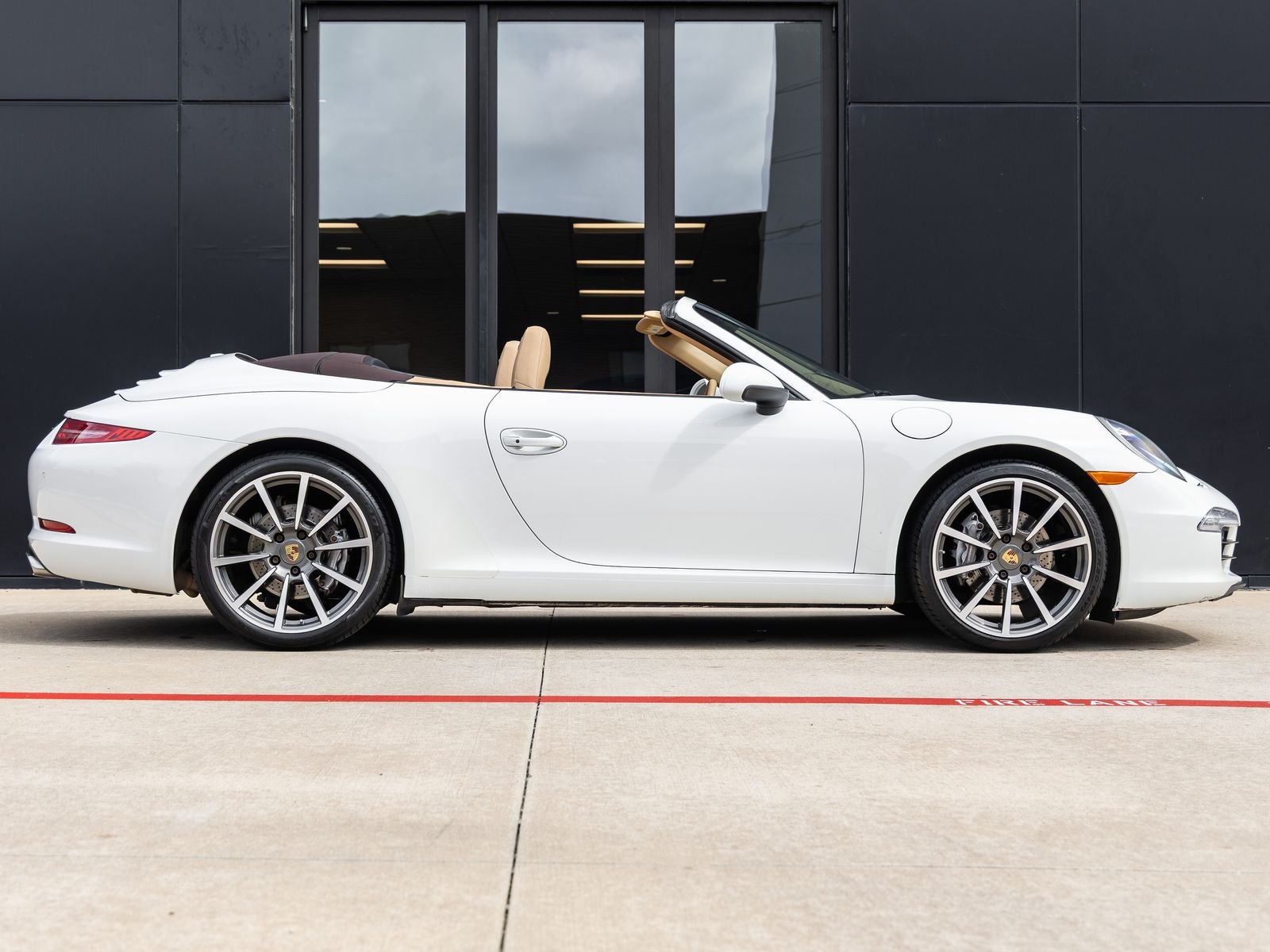 2015 Porsche 911 Carrera Cabriolet