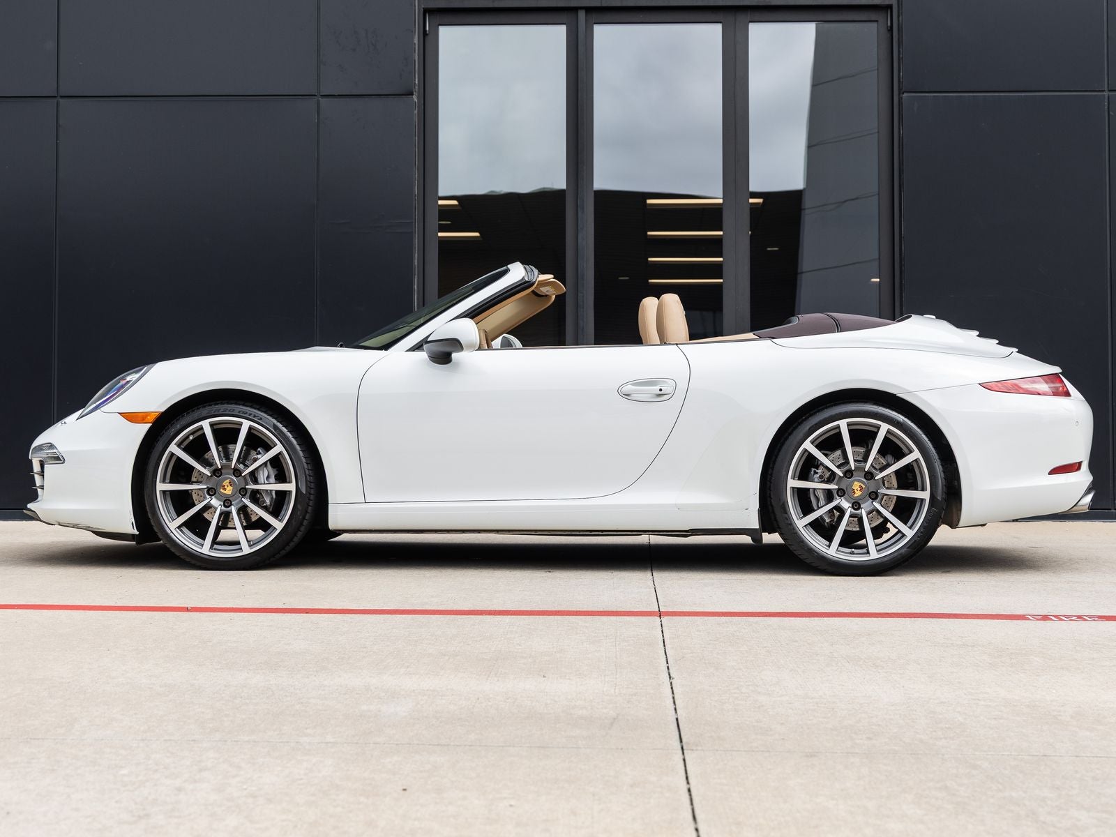 2015 Porsche 911 Carrera Cabriolet