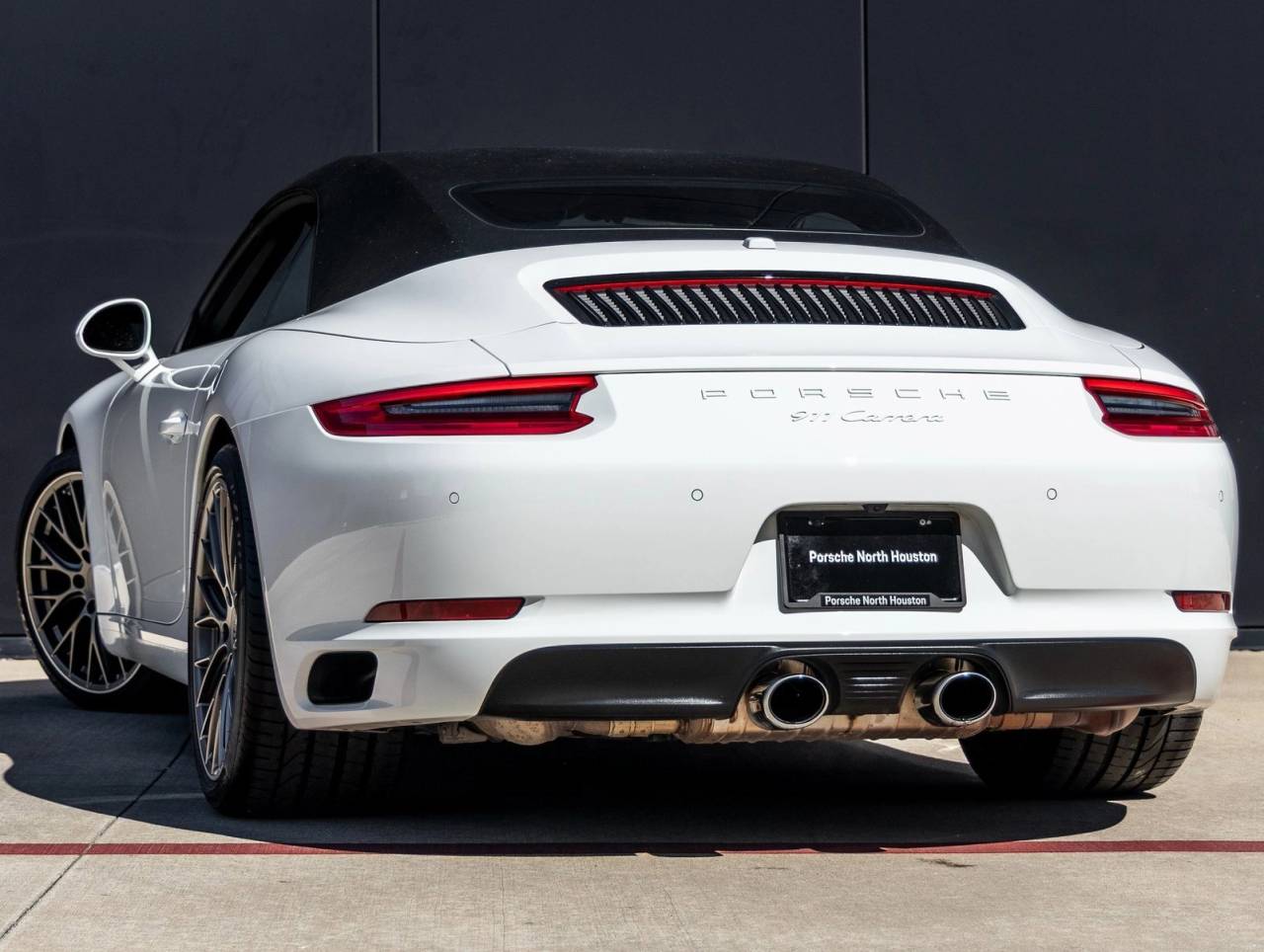 2017 Porsche 911 911 Carrera Cabriolet