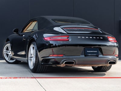 2017 Porsche 911 Carrera Cabriolet