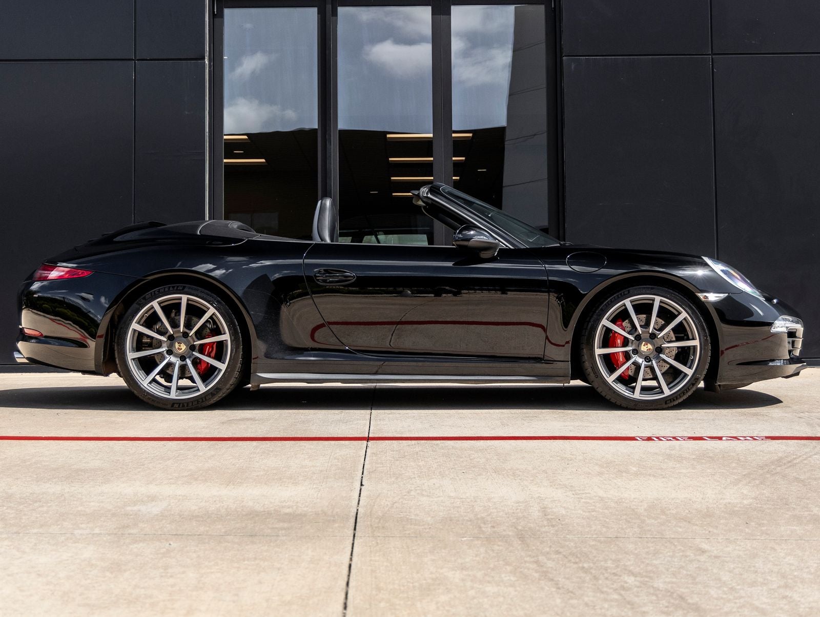 2014 Porsche 911 Carrera 4S