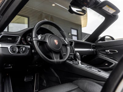 2014 Porsche 911 Carrera 4S