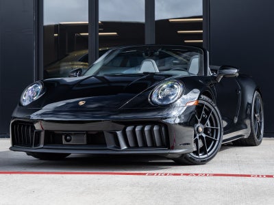 2026 Porsche 911 Carrera GTS Cabriolet