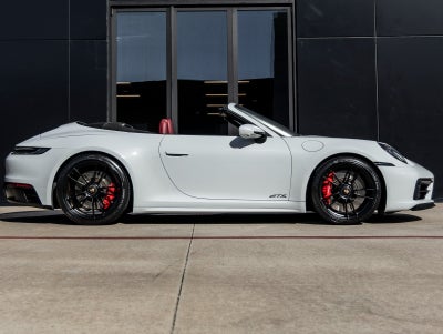 2022 Porsche 911 911 Carrera 4 GTS Cabriolet (MY22)