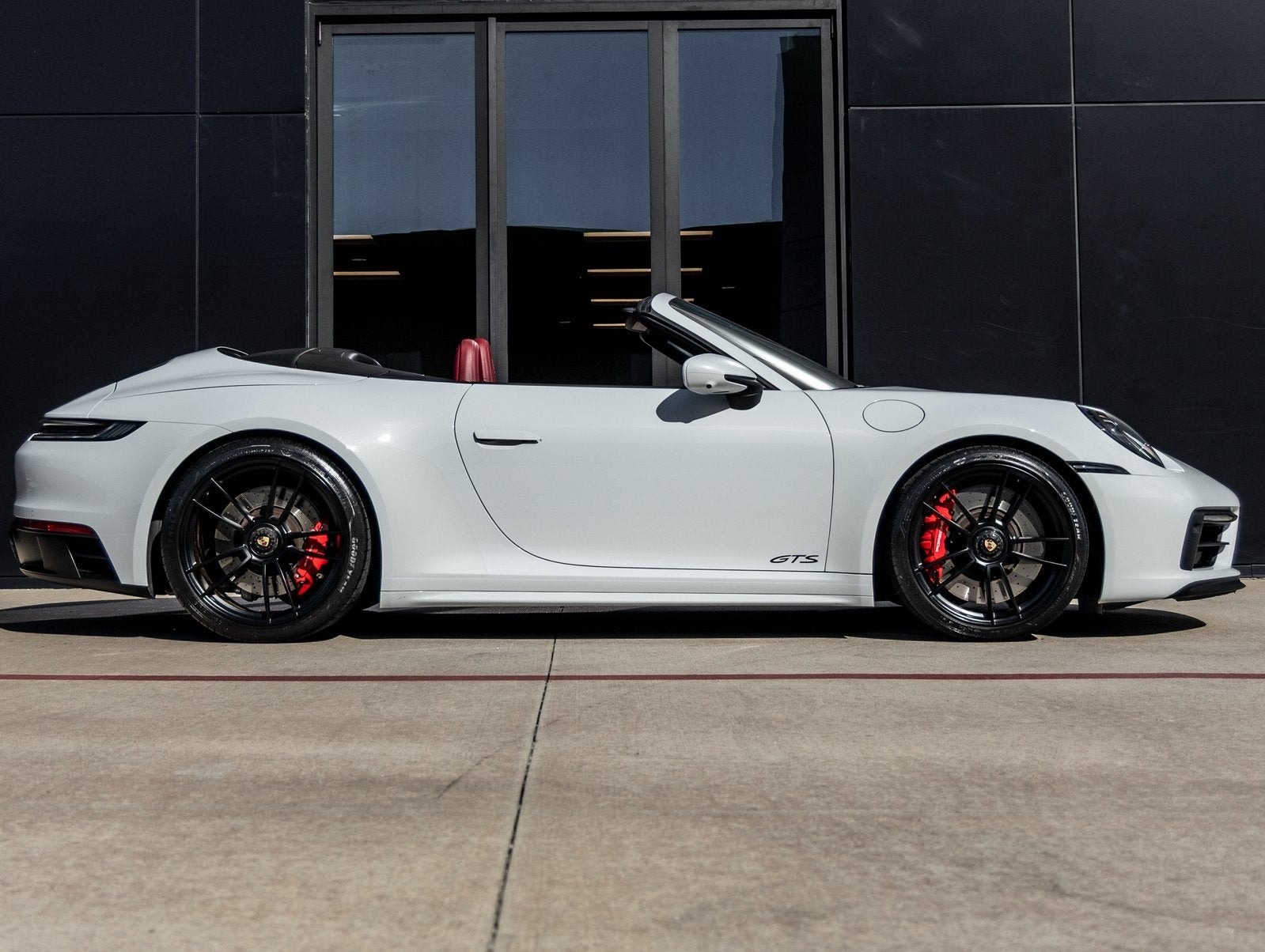 2022 Porsche 911 911 Carrera 4 GTS Cabriolet (MY22)