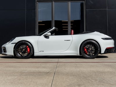 2022 Porsche 911 911 Carrera 4 GTS Cabriolet (MY22)