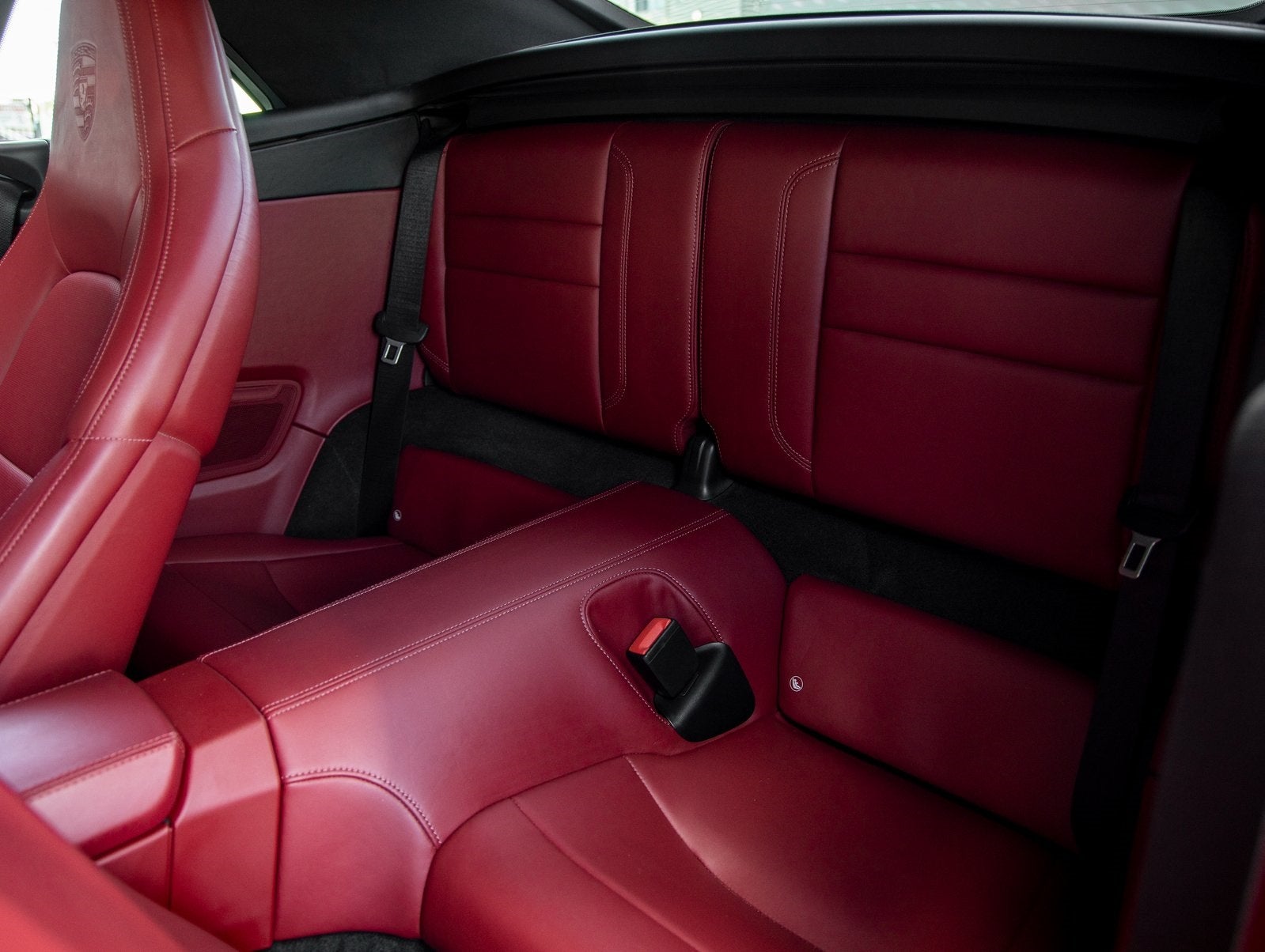 2022 Porsche 911 911 Carrera 4 GTS Cabriolet (MY22)