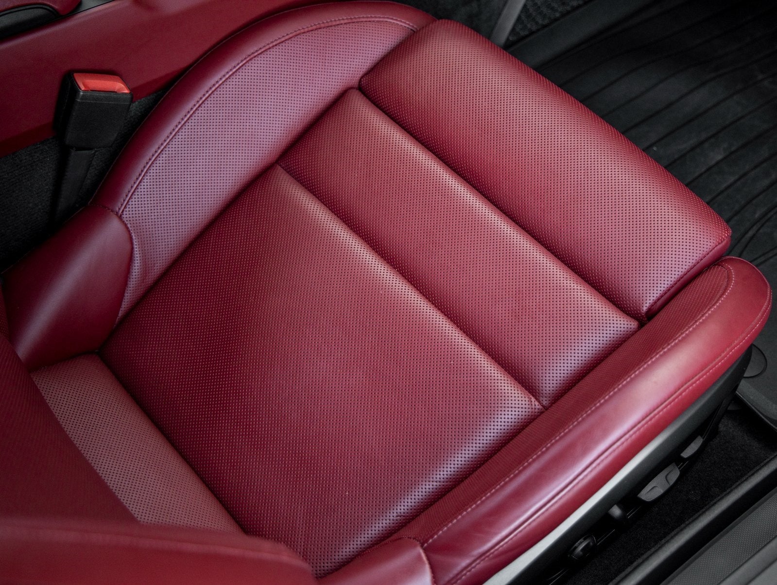 2022 Porsche 911 911 Carrera 4 GTS Cabriolet (MY22)