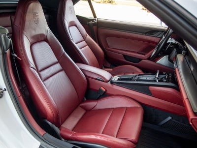 2022 Porsche 911 911 Carrera 4 GTS Cabriolet (MY22)