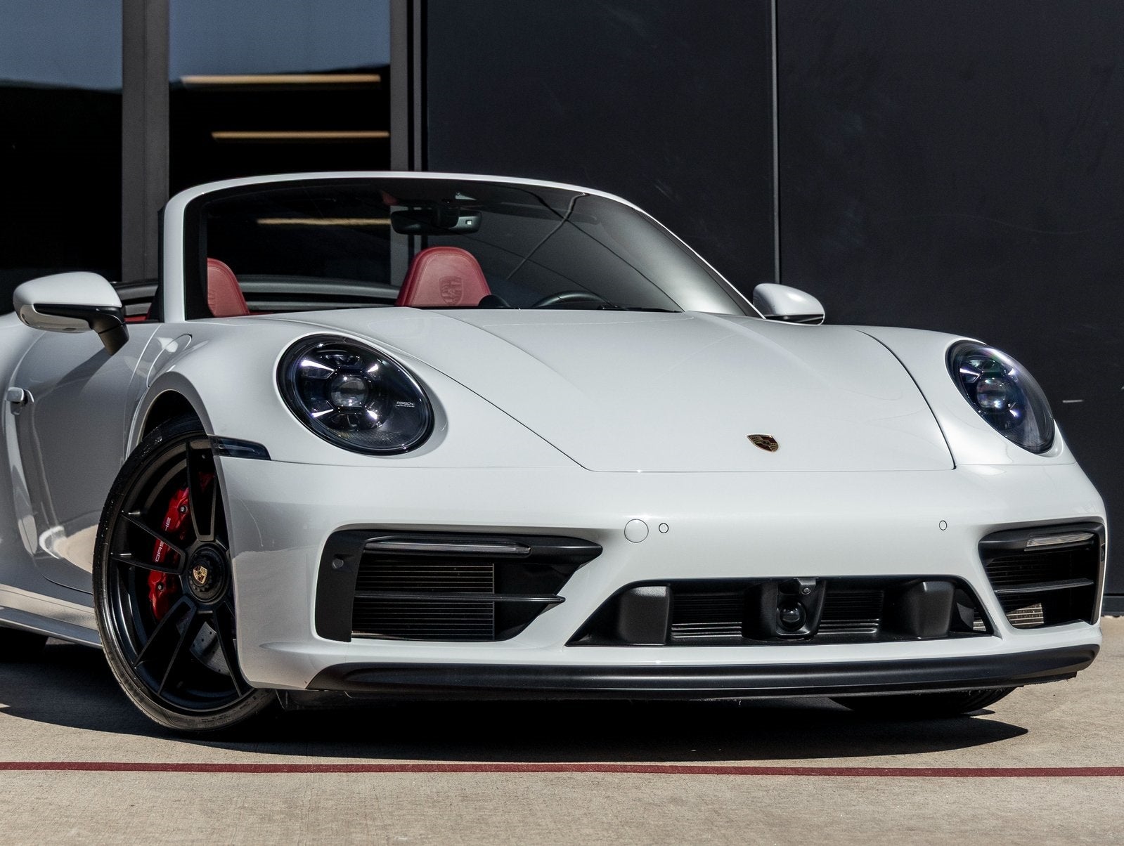 2022 Porsche 911 911 Carrera 4 GTS Cabriolet (MY22)