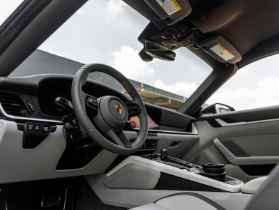 2026 Porsche 911 Carrera GTS Cabriolet