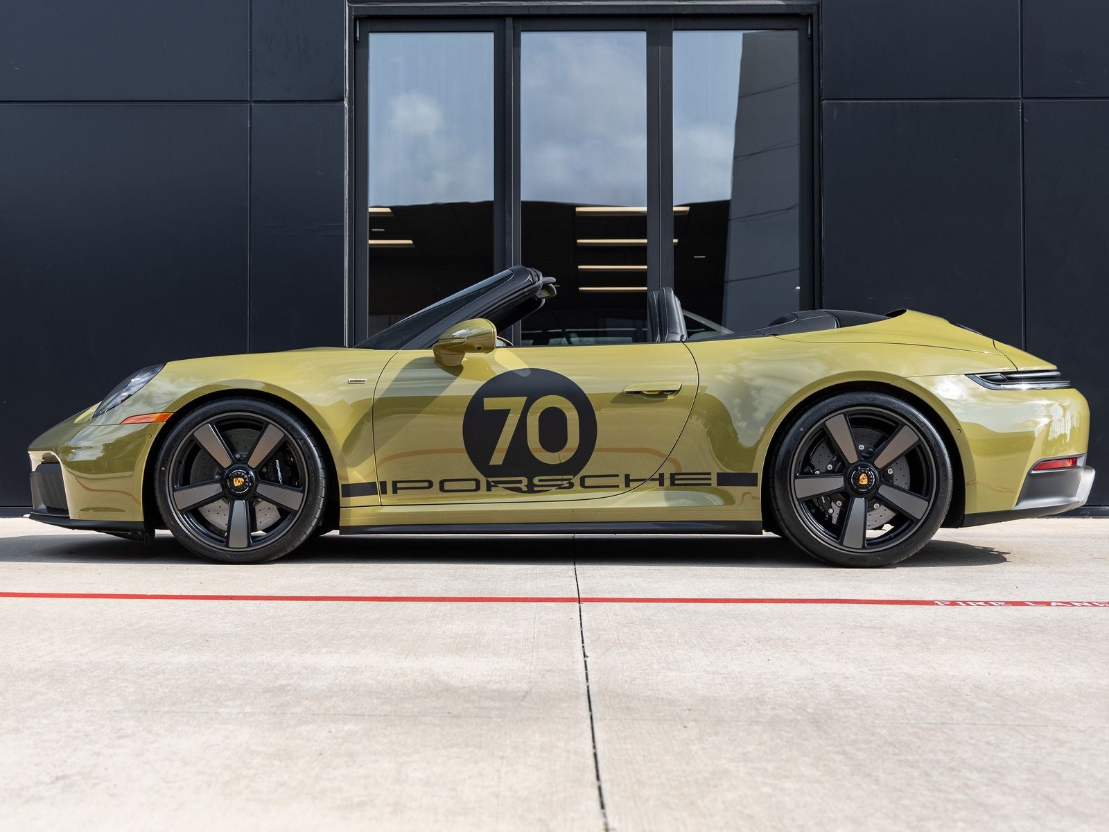 2026 Porsche 911 Spirit 70 Cabriolet