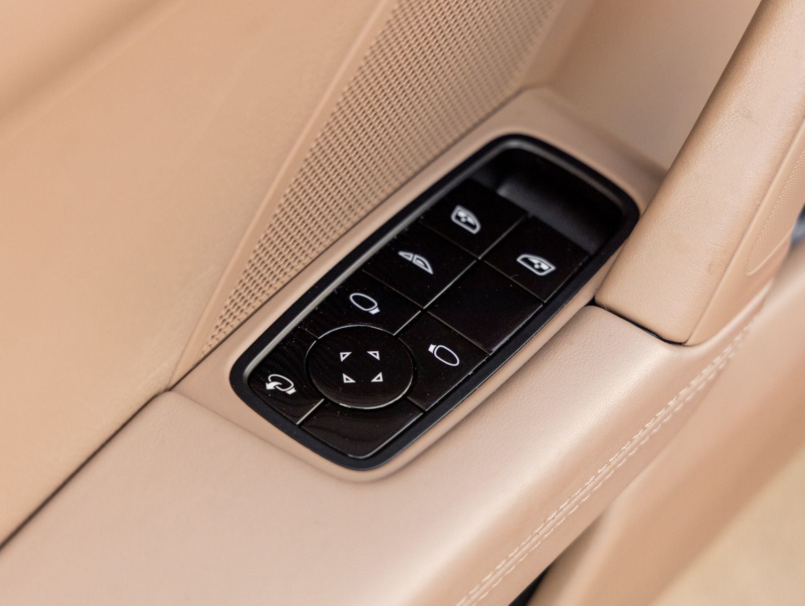 2021 Porsche 911 Carrera 4S Cabriolet