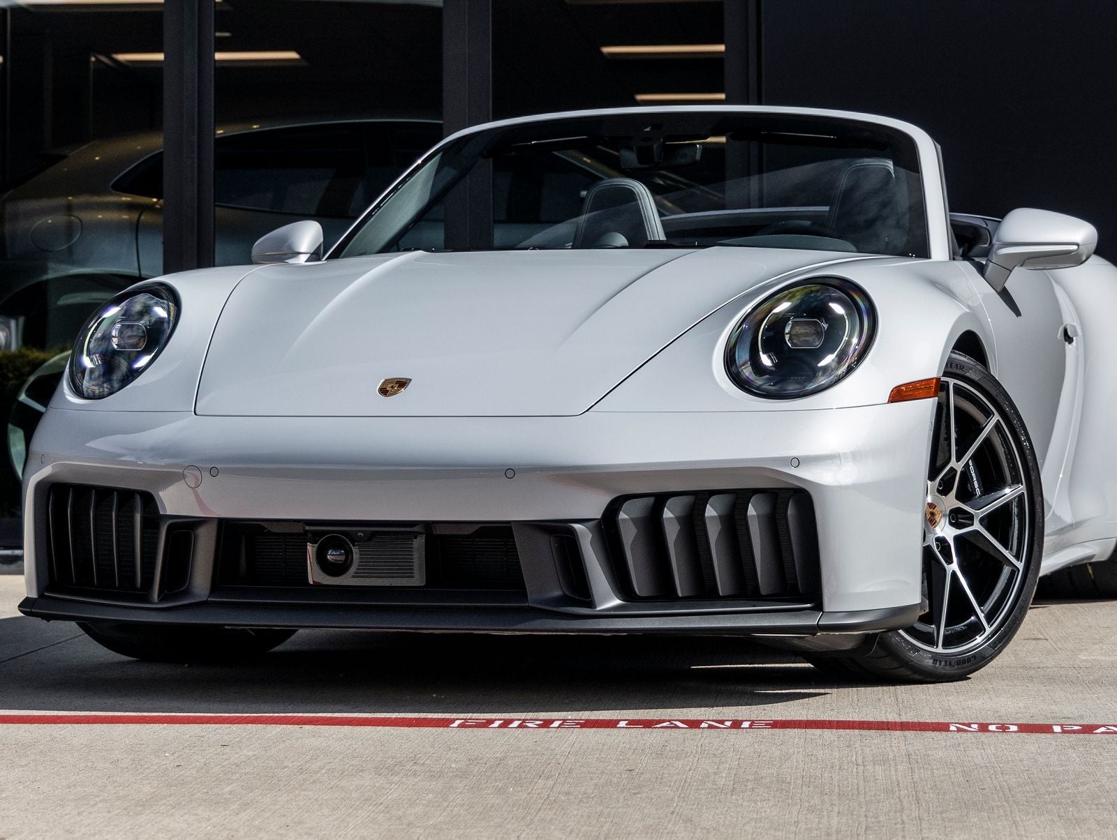 2026 Porsche 911 Carrera GTS Cabriolet