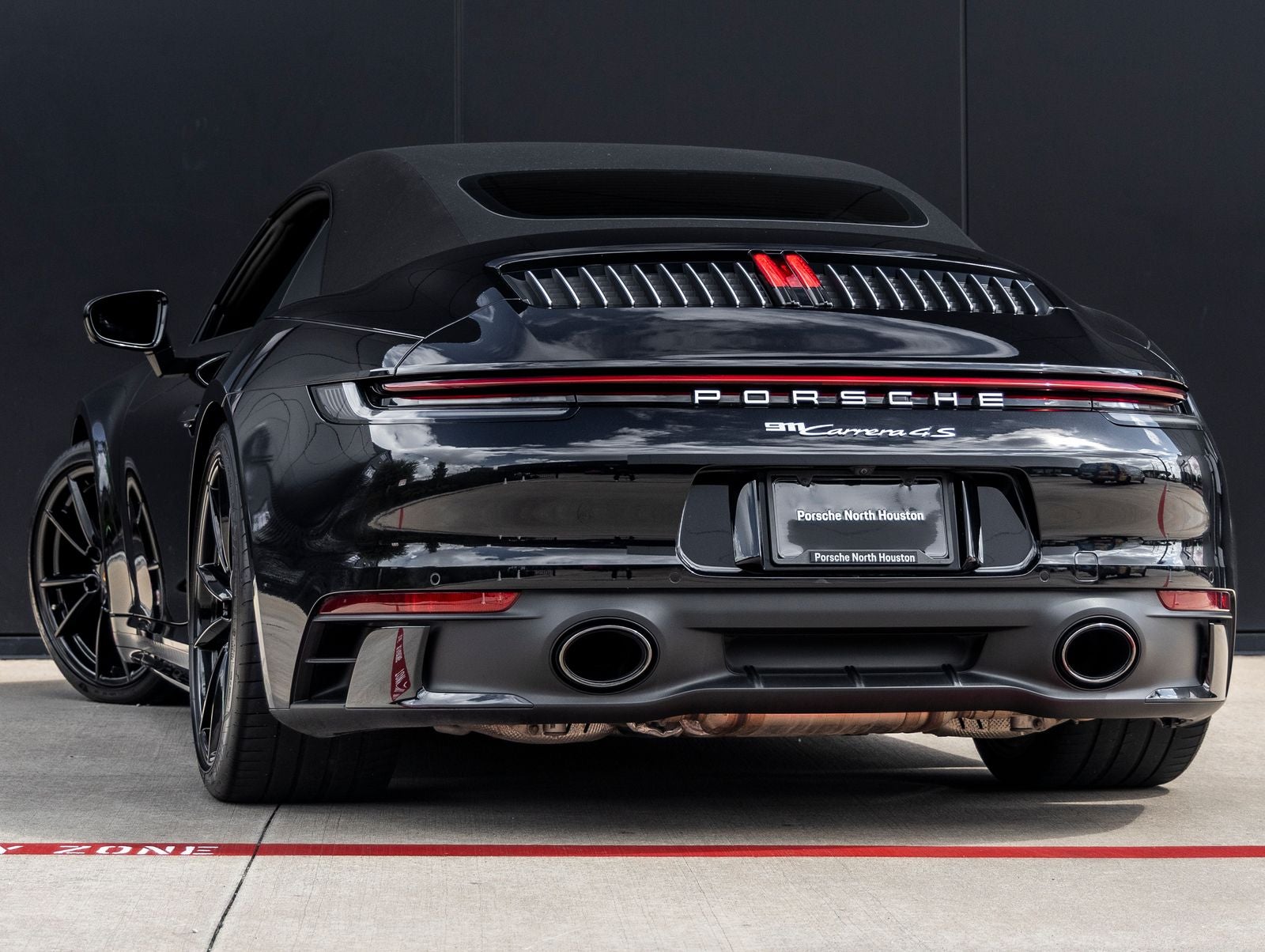 2020 Porsche 911 Carrera 4S Cabriolet