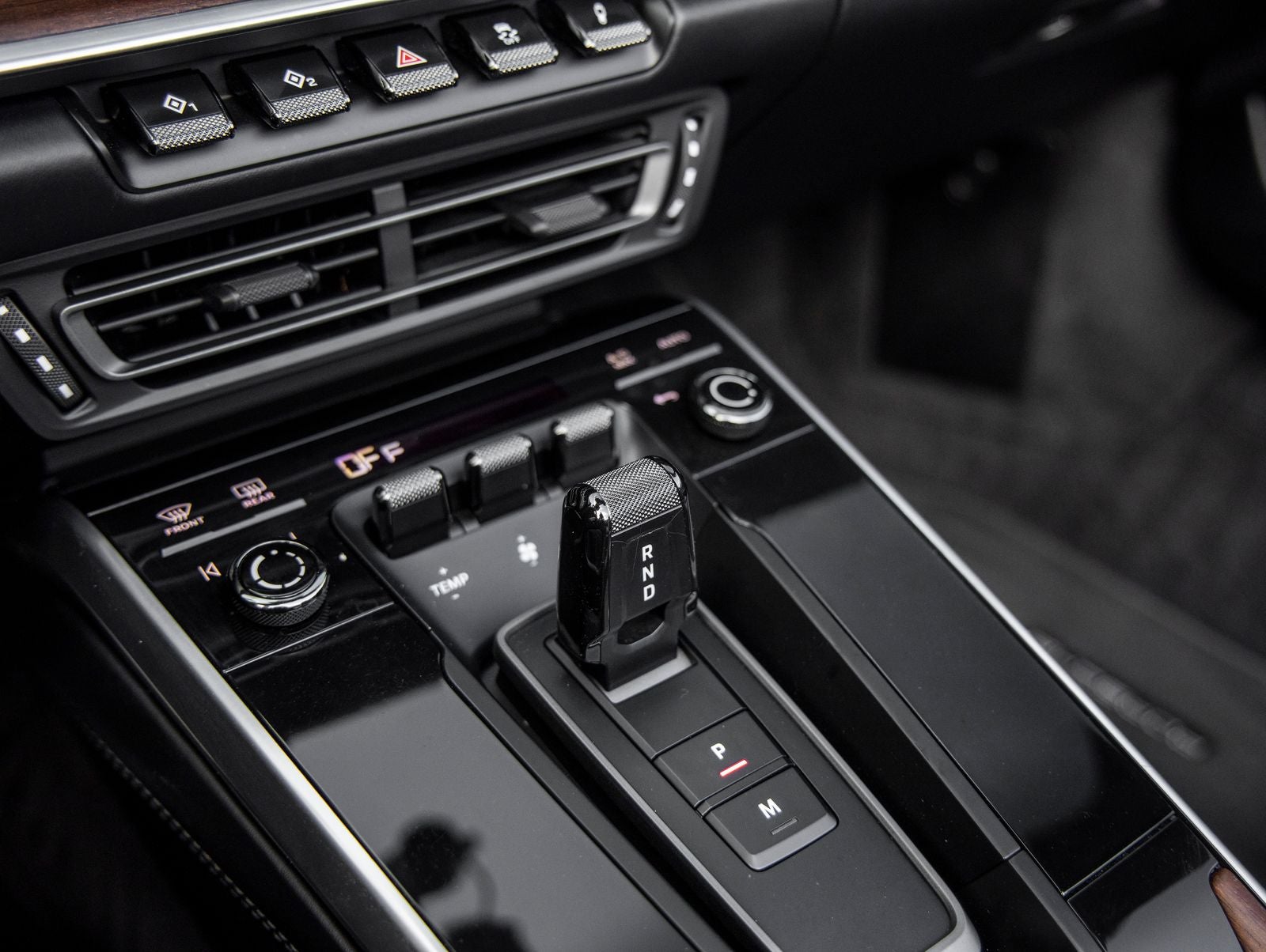 2020 Porsche 911 Carrera 4S Cabriolet