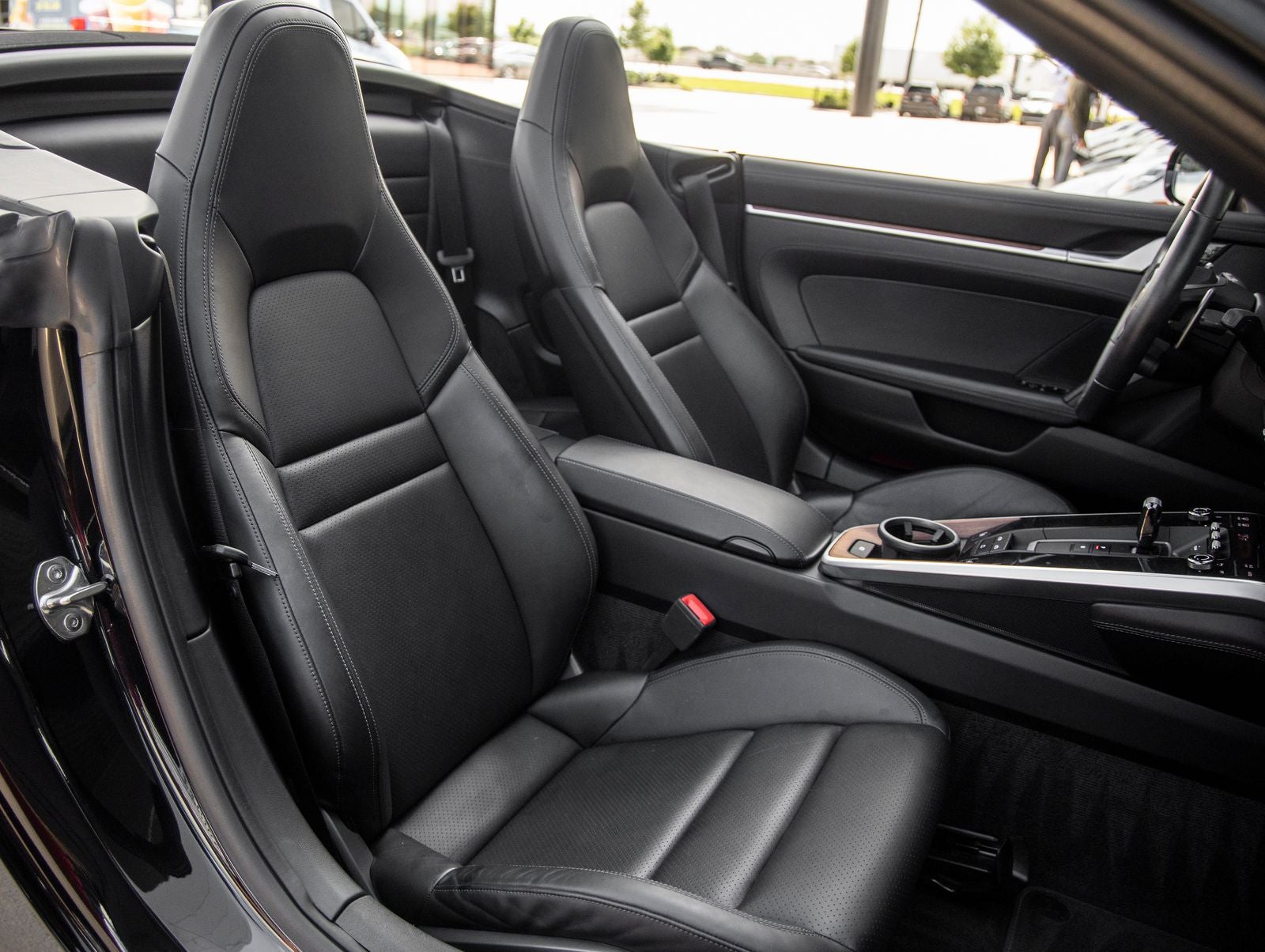 2020 Porsche 911 Carrera 4S Cabriolet