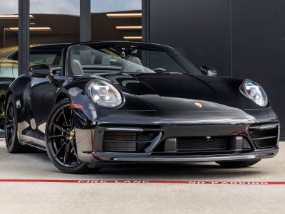 2020 Porsche 911 Carrera 4S Cabriolet