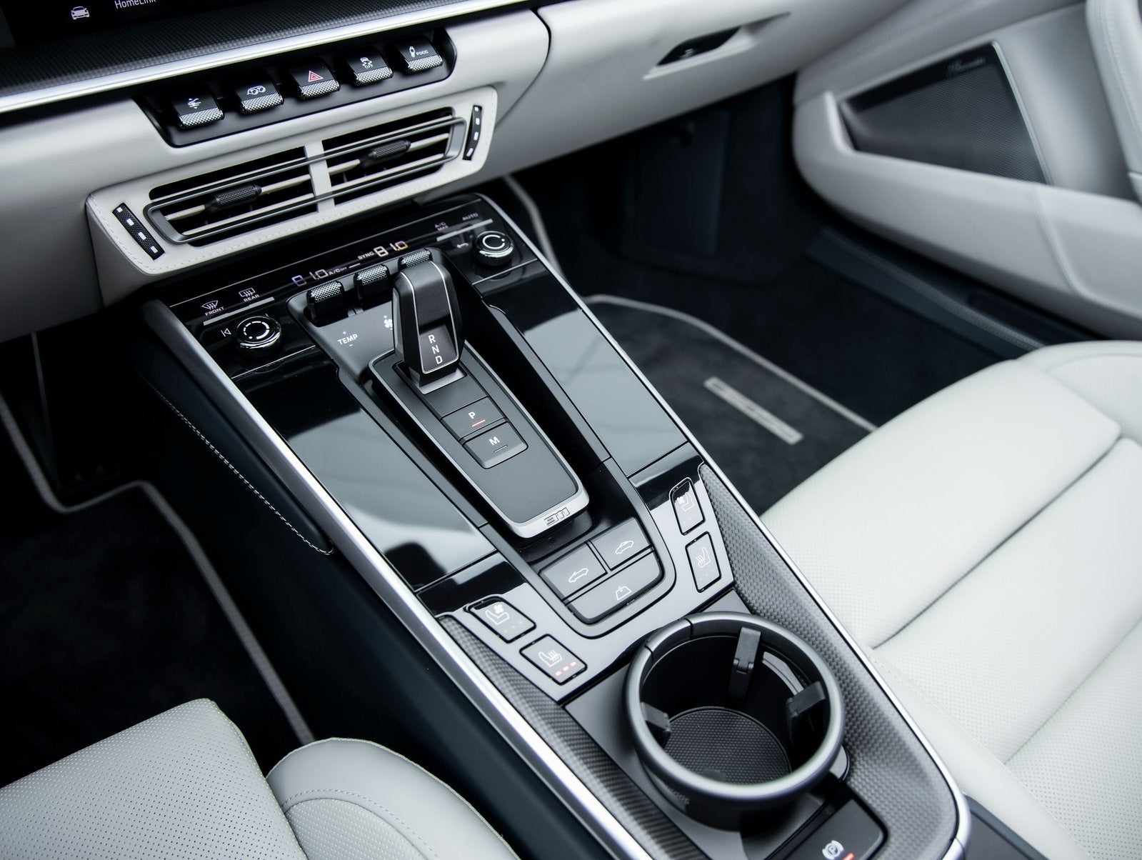 2023 Porsche 911 911 Turbo S Cabriolet (MY23)