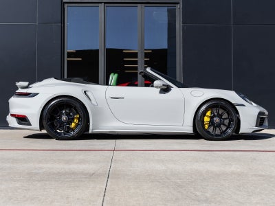 2022 Porsche 911 911 Turbo S Cabriolet (MY22)