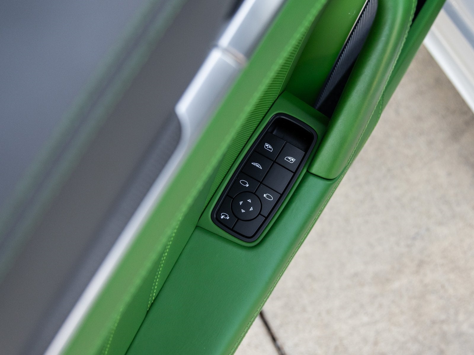 2022 Porsche 911 911 Turbo S Cabriolet (MY22)