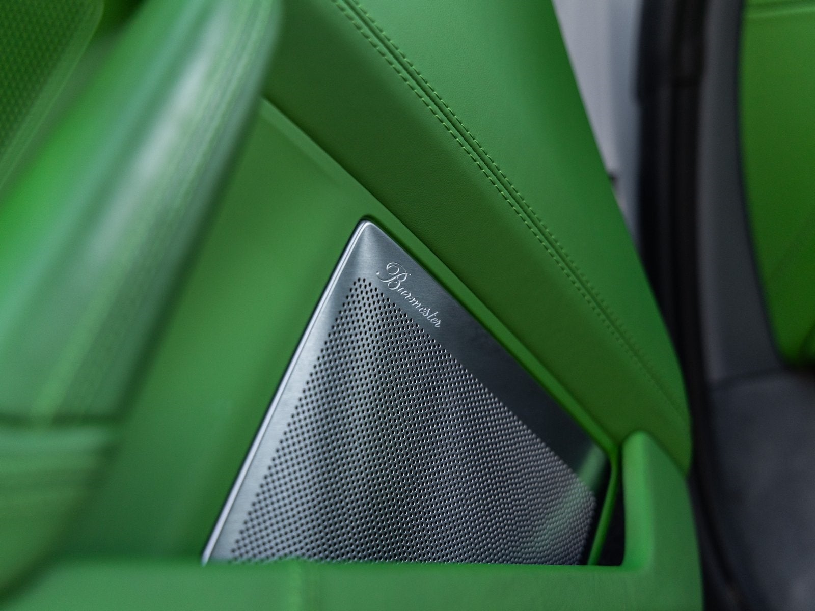 2022 Porsche 911 911 Turbo S Cabriolet (MY22)