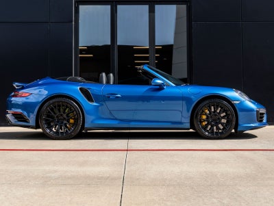 2017 Porsche 911 911 Turbo S Cabriolet