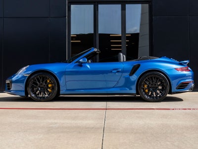 2017 Porsche 911 911 Turbo S Cabriolet