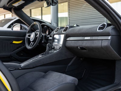 2025 Porsche 718 Spyder RS