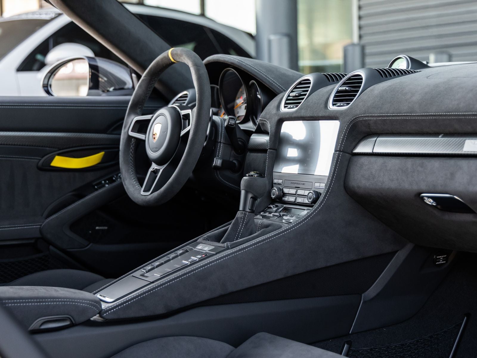 2025 Porsche 718 Spyder RS