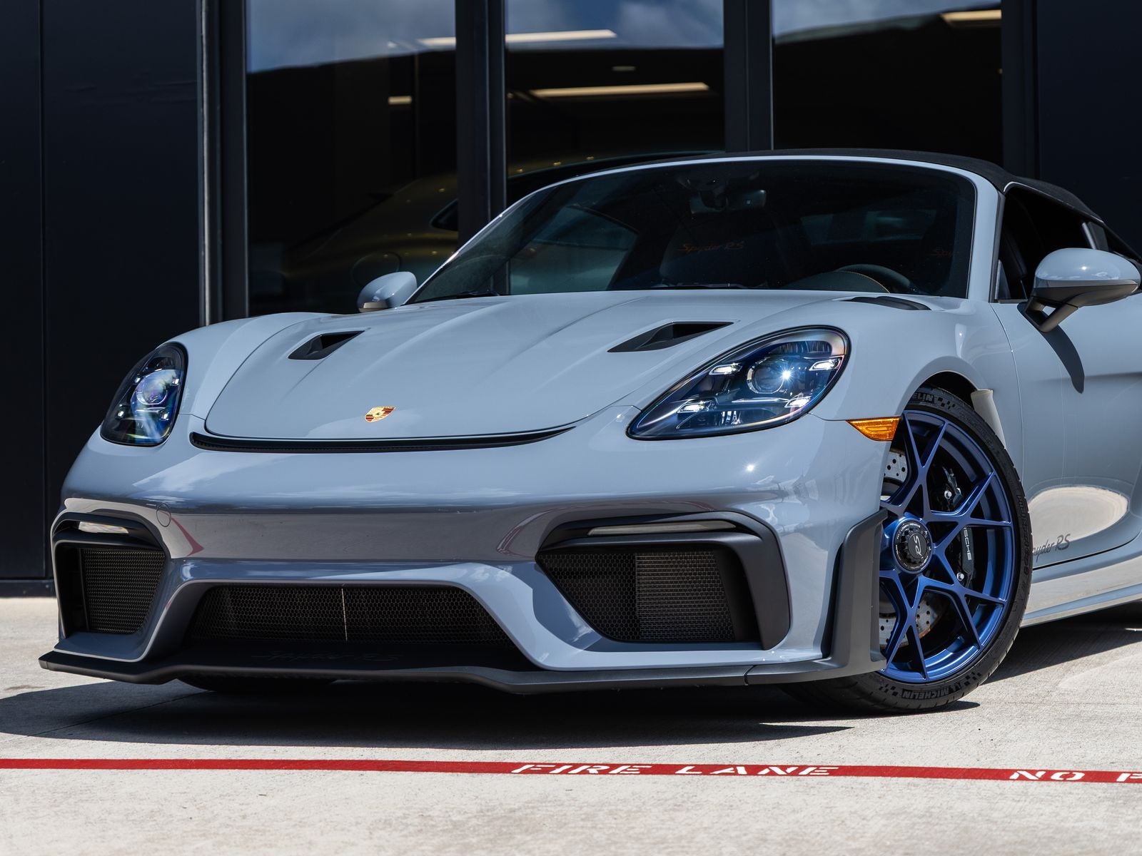 2025 Porsche 718 Spyder RS