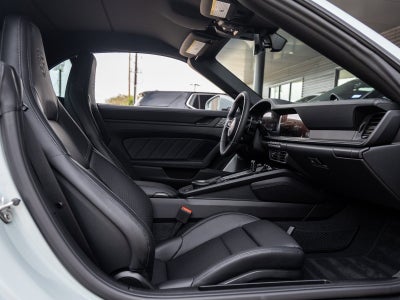 2026 Porsche 911 Carrera 4S Cabriolet