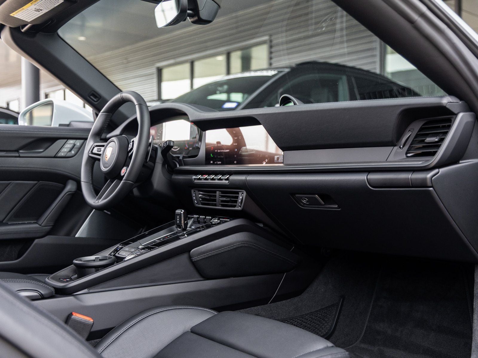 2026 Porsche 911 Carrera 4S Cabriolet