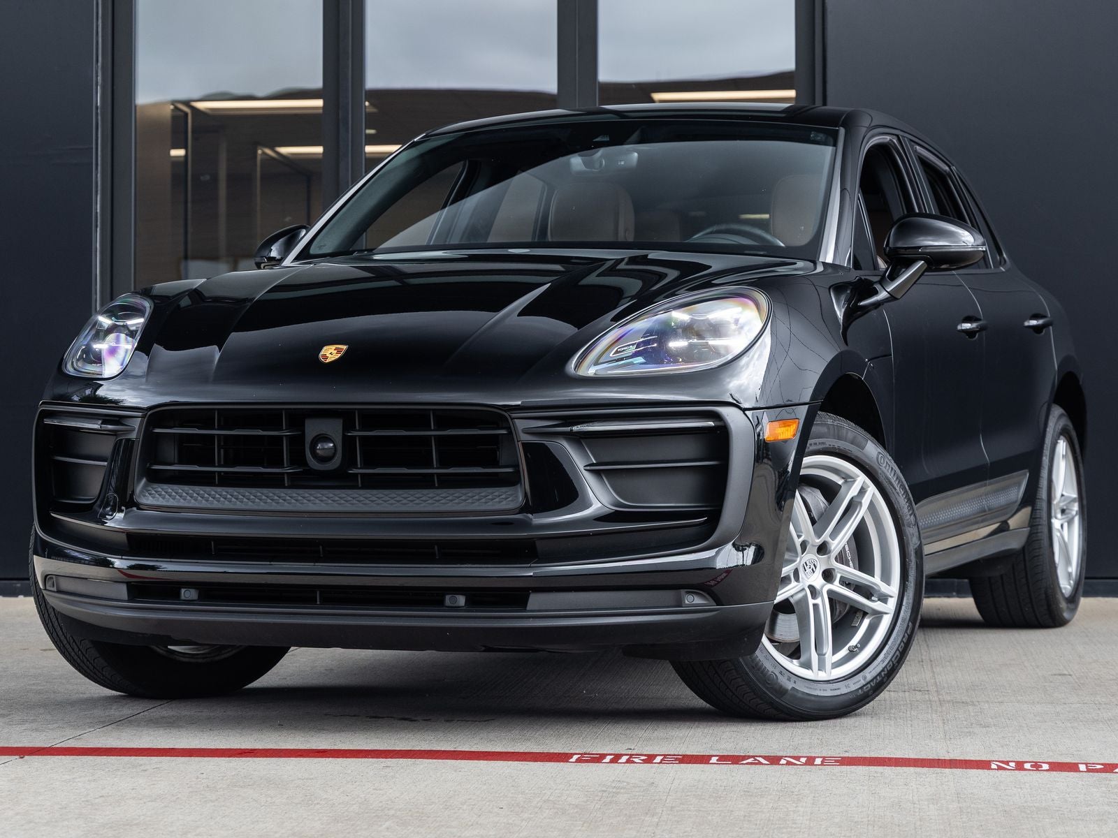 2024 Porsche Macan Macan (MY24)