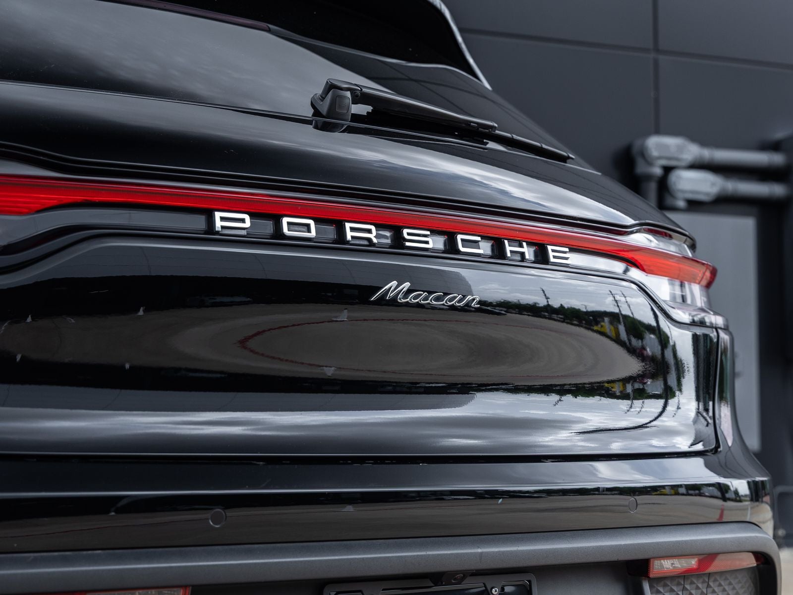 2024 Porsche Macan Macan (MY24)