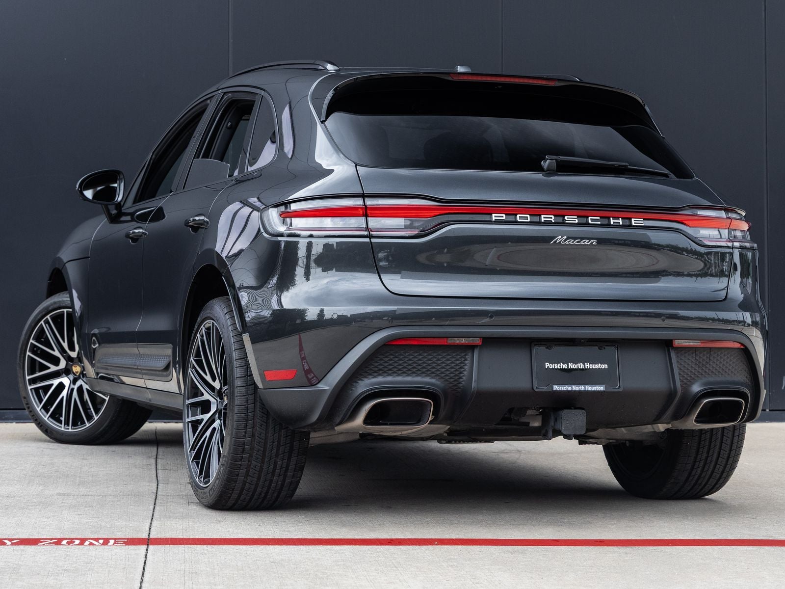 2026 Porsche Macan Macan