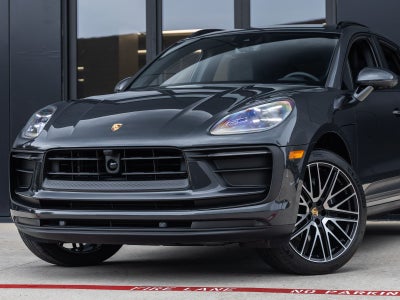 2026 Porsche Macan Macan
