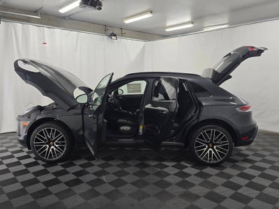 2026 Porsche Macan Macan
